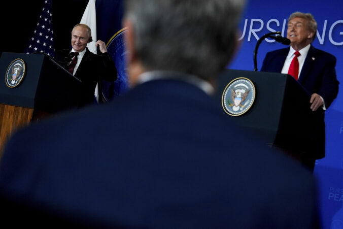vladimir putin donald trump 676x451
