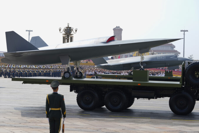 china_parade_79965 676x451