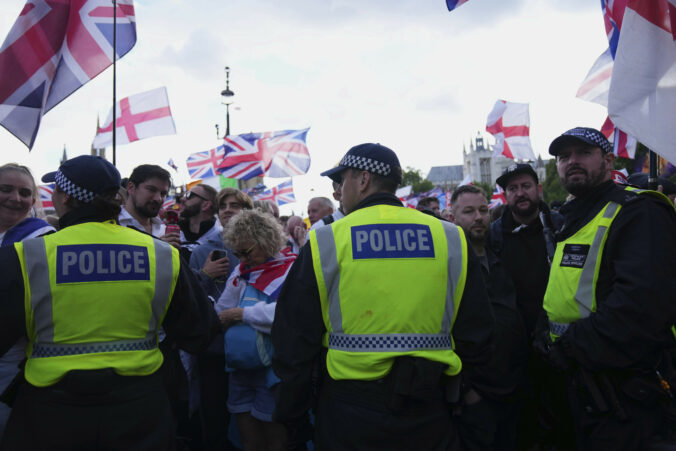 britain_protest_02345 676x451