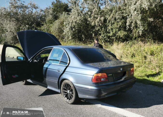 utek policie 676x483
