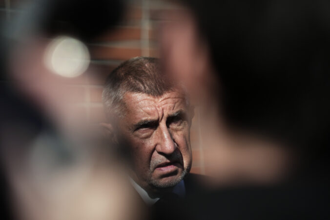 czech_republic_election_91016 676x451