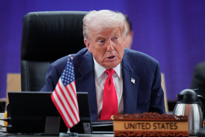 trump_asia_57006 676x451