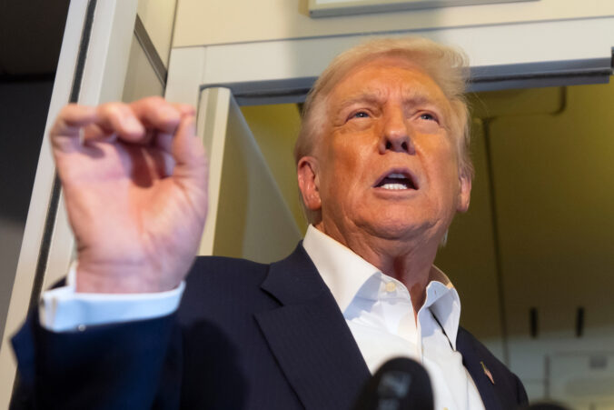 us_japan_trump_06682 676x451