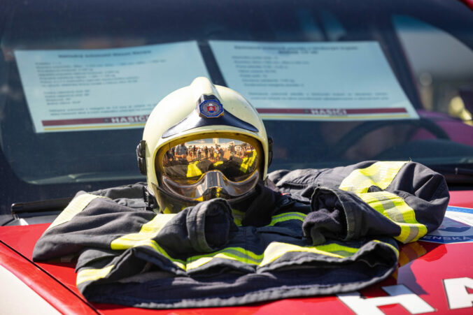 156a7175 scaled 1 676x451