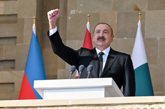 azerbaijan_anniversary_10024 676x450