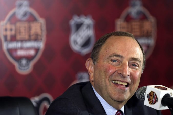 gary bettman 676x451