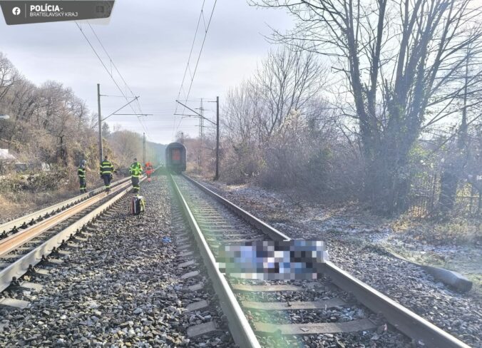 588651317_1161705216156910_2071212676845272598_n 676x488