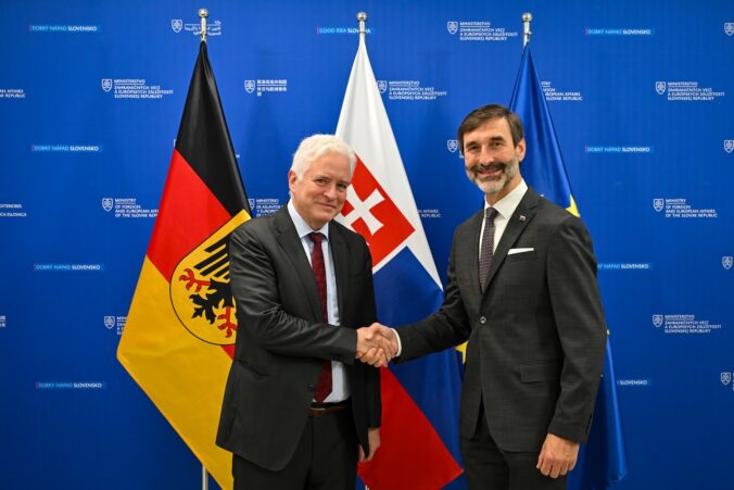 693ae0502cc67416207244 676x451