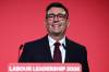 Andy Burnham preberá vedenie britských labouristov a smeruje do kresla premiéra
