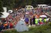 Holanďania v pelotóne Tour de France snívajú o slávnom oslňujúcom mieste pri stúpaní na Alpe d’Huez – VIDEO