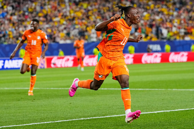 ecuador_ivory_coast_wcup_soccer__7524 676x451