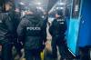 Policajti kontrolovali cezhraničné vlaky do Česka, v rámci akcie „Podzim“ si posvietili na nelegálnu migráciu – FOTO