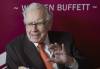 Warren Buffett po desaťročiach odchádza z čela investičného impéria Berkshire Hathaway