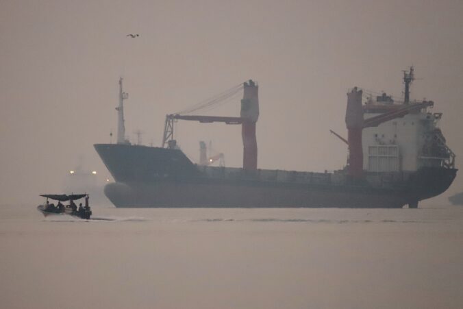 iran_strait_of_hormuz__6899 676x451